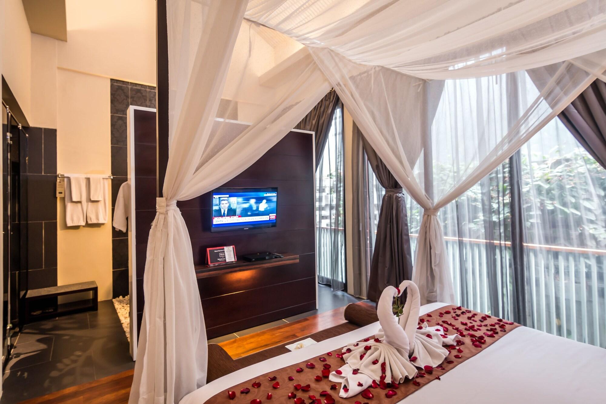 18 Suite Villa Loft At Kuta Kuta  Exterior photo